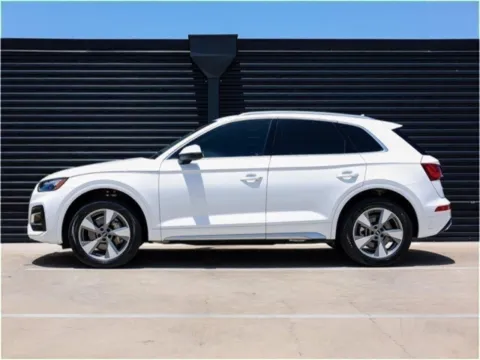 Photos of 2022 Audi Q5 Premium Plus for sale in Austin, TX at Porsche Austin
