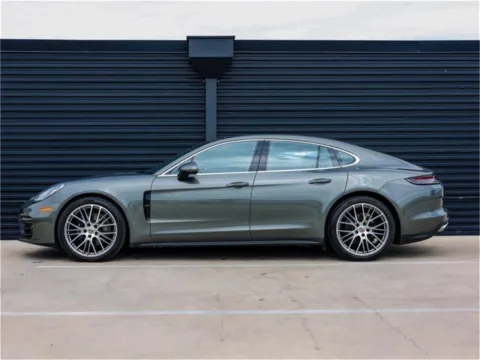 Photos of 2022 Porsche Panamera 4S for sale in Austin, TX at Porsche Austin