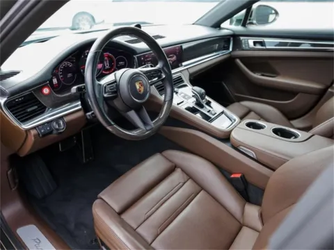 More photos of 2022 Porsche Panamera 4S at Porsche Austin, TX