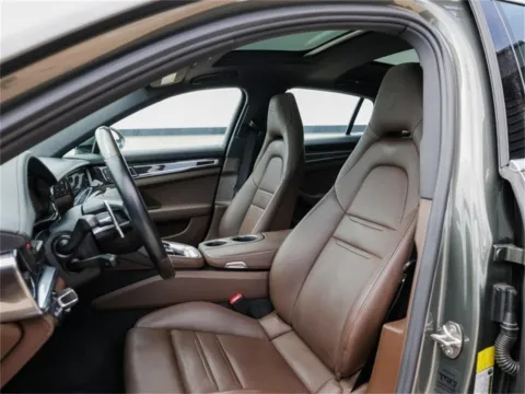 More photos of 2022 Porsche Panamera 4S at Porsche Austin, TX