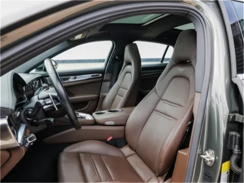 More photos of 2022 Porsche Panamera 4S at Porsche Austin, TX