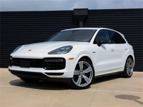 White 2022 Porsche Cayenne Turbo S E-Hybrid for sale in Austin, TX
