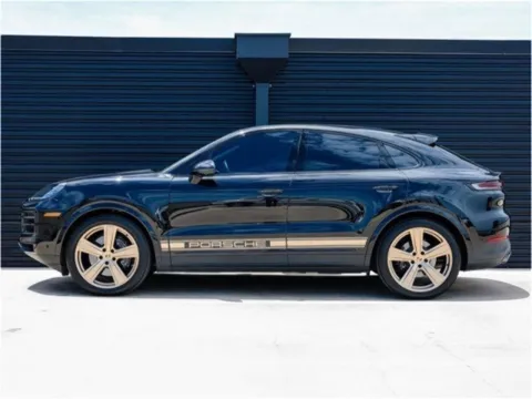Photos of 2024 Porsche Cayenne Coupe for sale in Austin, TX at Porsche Austin