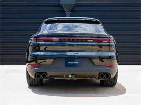 More photos of 2024 Porsche Cayenne Coupe at Porsche Austin, TX