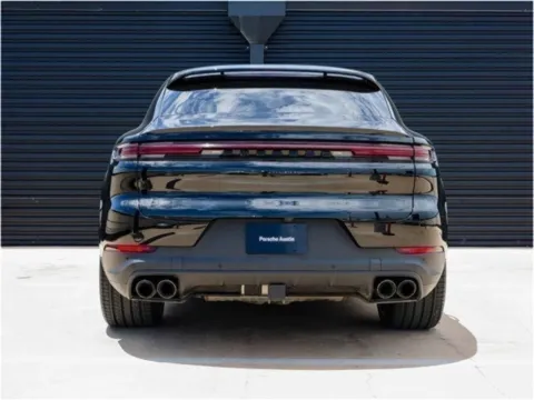 More photos of 2024 Porsche Cayenne Coupe at Porsche Austin, TX