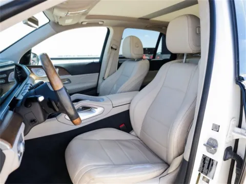 More photos of 2020 Mercedes-Benz GLE 350 at Porsche Austin, TX