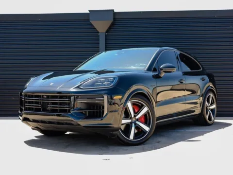 Black 2025 Porsche Cayenne Turbo E-Hybrid for sale in Austin, TX