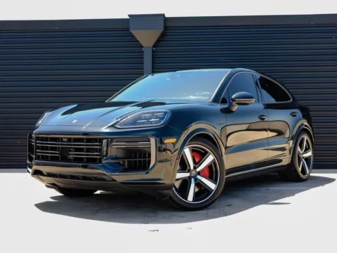 Black 2025 Porsche Cayenne Turbo E-Hybrid for sale in Austin, TX