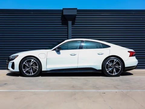 Photos of 2023 Audi e-tron GT Premium Plus for sale in Austin, TX at Porsche Austin