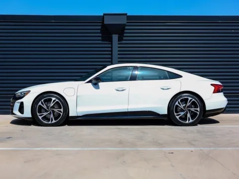 Photos of 2023 Audi e-tron GT Premium Plus for sale in Austin, TX at Porsche Austin