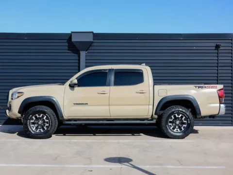 Photos of 2019 Toyota Tacoma TRD Off-Road for sale in Austin, TX at Porsche Austin