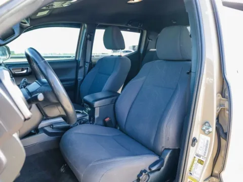 More photos of 2019 Toyota Tacoma TRD Off-Road at Porsche Austin, TX