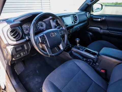More photos of 2019 Toyota Tacoma TRD Off-Road at Porsche Austin, TX