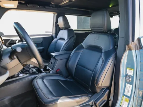 More photos of 2022 Ford Bronco Badlands at Porsche Austin, TX