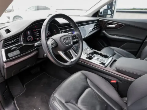 More photos of 2019 Audi Q8 Premium at Porsche Austin, TX