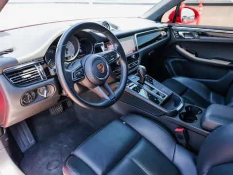 More photos of 2022 Porsche Macan S at Porsche Austin, TX