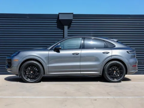 Photos of 2025 Porsche Cayenne Coupe for sale in Austin, TX at Porsche Austin