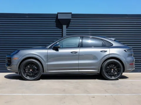 Photos of 2025 Porsche Cayenne Coupe for sale in Austin, TX at Porsche Austin