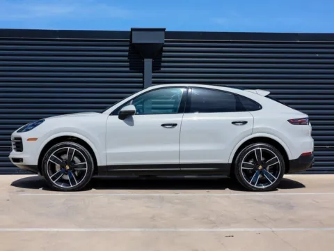 Photos of 2022 Porsche Cayenne S for sale in Austin, TX at Porsche Austin