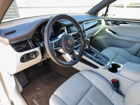 More photos of 2021 Porsche Macan S at Porsche Austin, TX