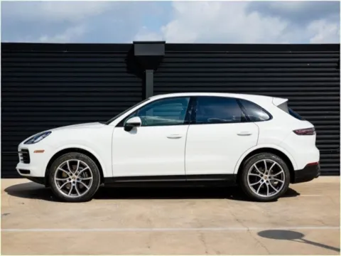 Photos of 2023 Porsche Cayenne for sale in Austin, TX at Porsche Austin