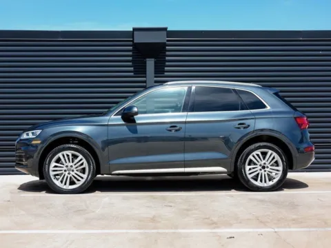 Photos of 2018 Audi Q5 Premium Plus for sale in Austin, TX at Porsche Austin