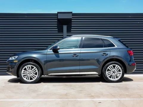 Photos of 2018 Audi Q5 Premium Plus for sale in Austin, TX at Porsche Austin
