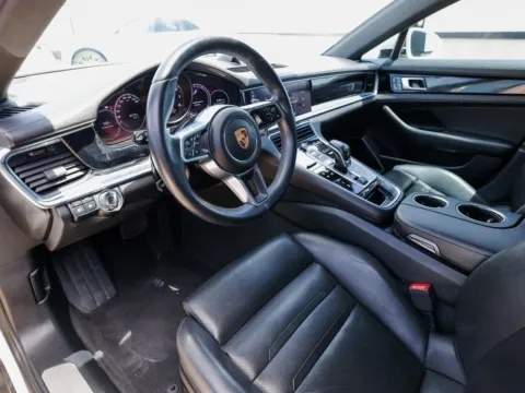 More photos of 2017 Porsche Panamera at Porsche Austin, TX