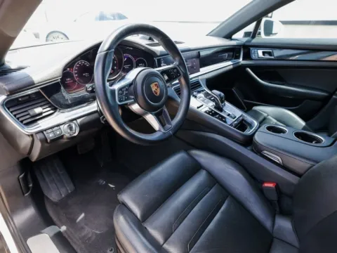 More photos of 2017 Porsche Panamera at Porsche Austin, TX