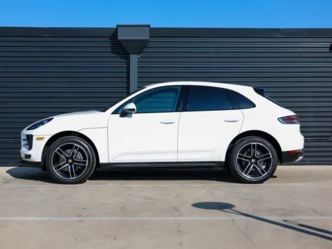 Photos of 2021 Porsche Macan for sale in Austin, TX at Porsche Austin