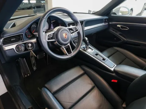 More photos of 2019 Porsche 911 Carrera 4S at Porsche Austin, TX