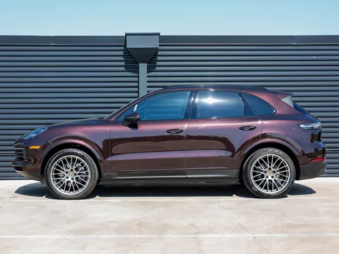 Photos of 2022 Porsche Cayenne Platinum Edition for sale in Austin, TX at Porsche Austin