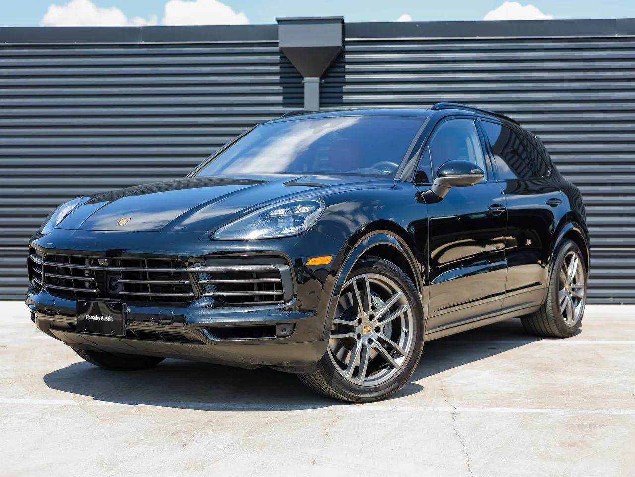 Black 2023 Porsche Cayenne S Platinum Edition for sale in Austin, TX