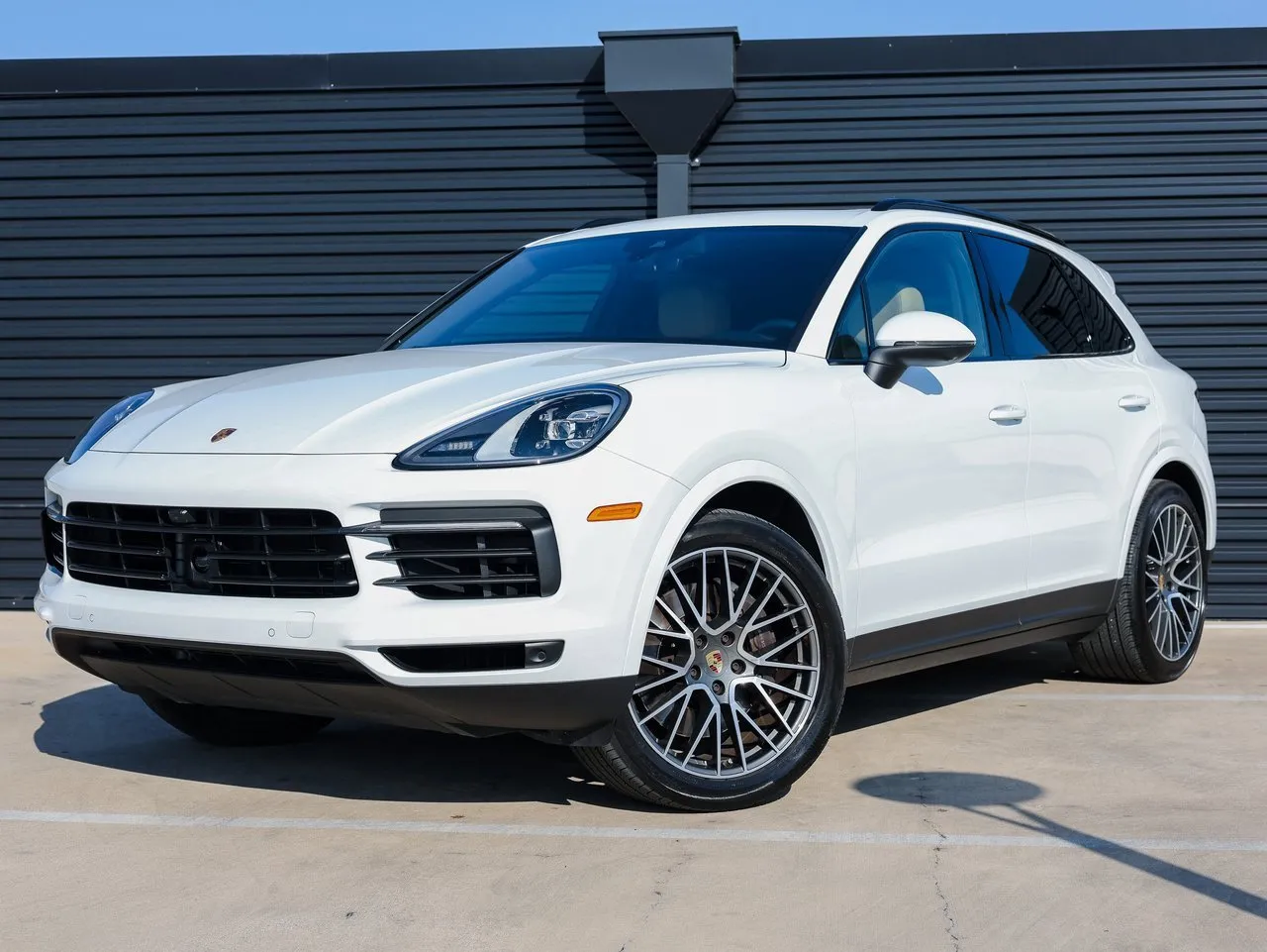 White 2023 Porsche Cayenne for sale in Austin, TX