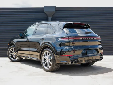 Another view of 2025 Porsche Cayenne for sale in Austin, TX at Porsche Austin