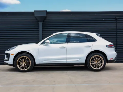 Photos of 2025 Porsche Macan for sale in Austin, TX at Porsche Austin