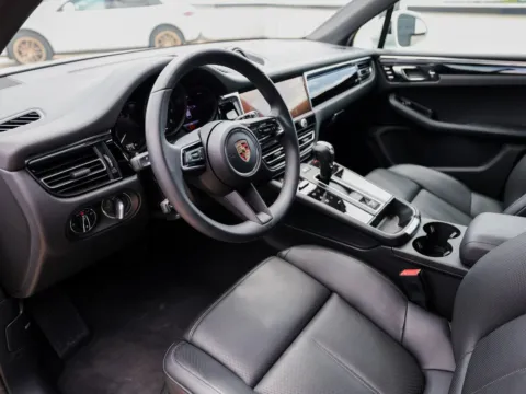 More photos of 2025 Porsche Macan at Porsche Austin, TX