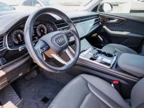 More photos of 2021 Audi Q8 Prestige at Porsche Austin, TX