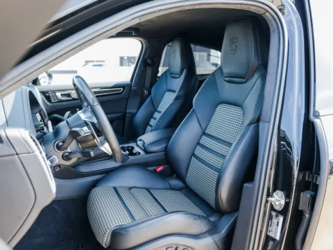More photos of 2023 Porsche Cayenne GTS at Porsche Austin, TX