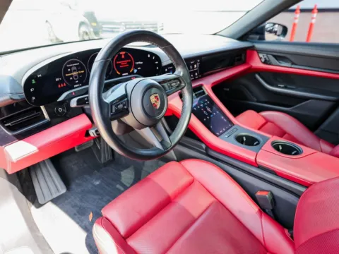 More photos of 2021 Porsche Taycan 4S at Porsche Austin, TX