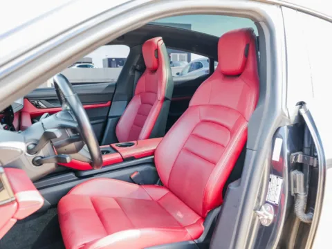 More photos of 2021 Porsche Taycan 4S at Porsche Austin, TX