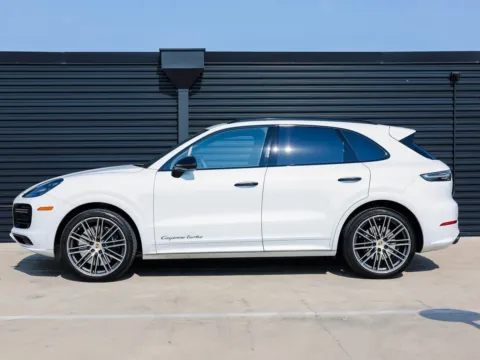 Photos of 2022 Porsche Cayenne Turbo for sale in Austin, TX at Porsche Austin