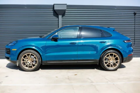 Photos of 2024 Porsche Cayenne Coupe for sale in Austin, TX at Porsche Austin