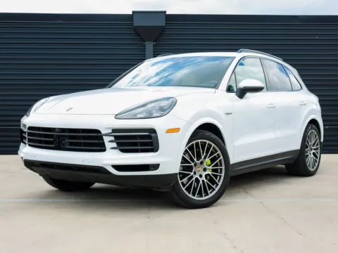 White 2022 Porsche Cayenne Platinum Edition E-Hybrid for sale in Austin, TX