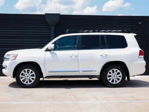 Photos of 2017 Toyota Land Cruiser for sale in Austin, TX at Porsche Austin