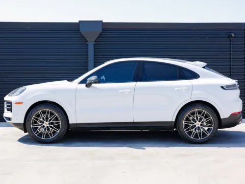 Photos of 2024 Porsche Cayenne Coupe for sale in Austin, TX at Porsche Austin
