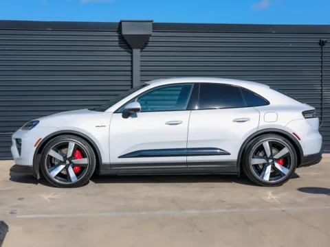 Photos of 2025 Porsche Macan Electric 4S for sale in Austin, TX at Porsche Austin