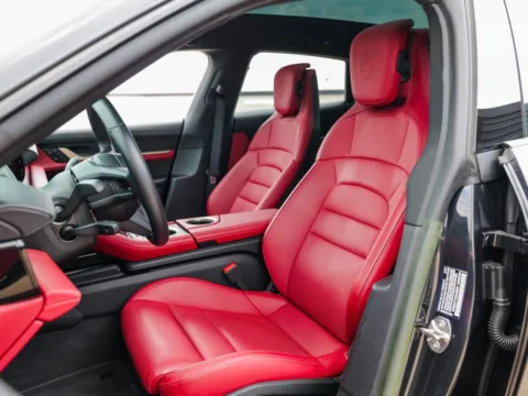 More photos of 2022 Porsche Taycan 4 at Porsche Austin, TX