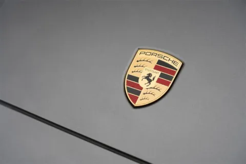 More photos of 2025 Porsche Cayenne Coupe at Porsche Austin, TX