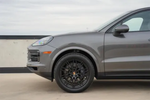 More photos of 2025 Porsche Cayenne Coupe at Porsche Austin, TX